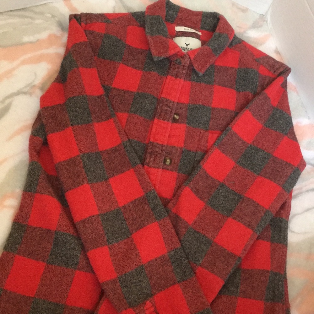 American Eagle Slim fit button down shirt